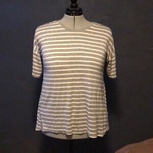 Women’s elegant T-shirt